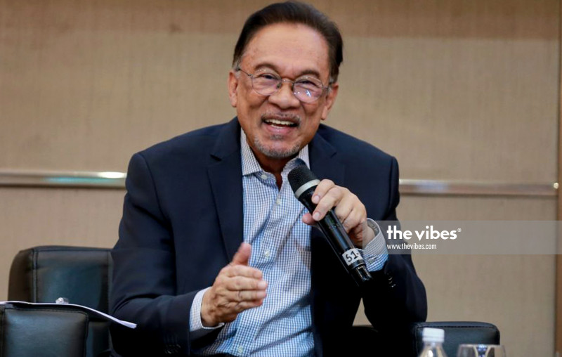 Be shining examples of philanthropy, Anwar tells PKR reps 