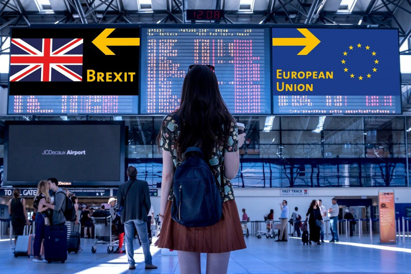 EU and UK say Brexit gap still large, talks continue