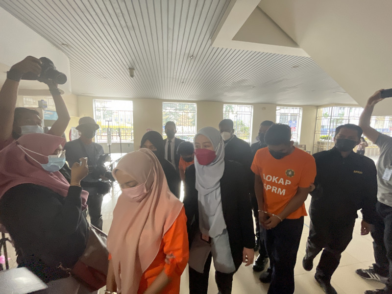 Special aide to Penang exco, 2 others remanded: MACC