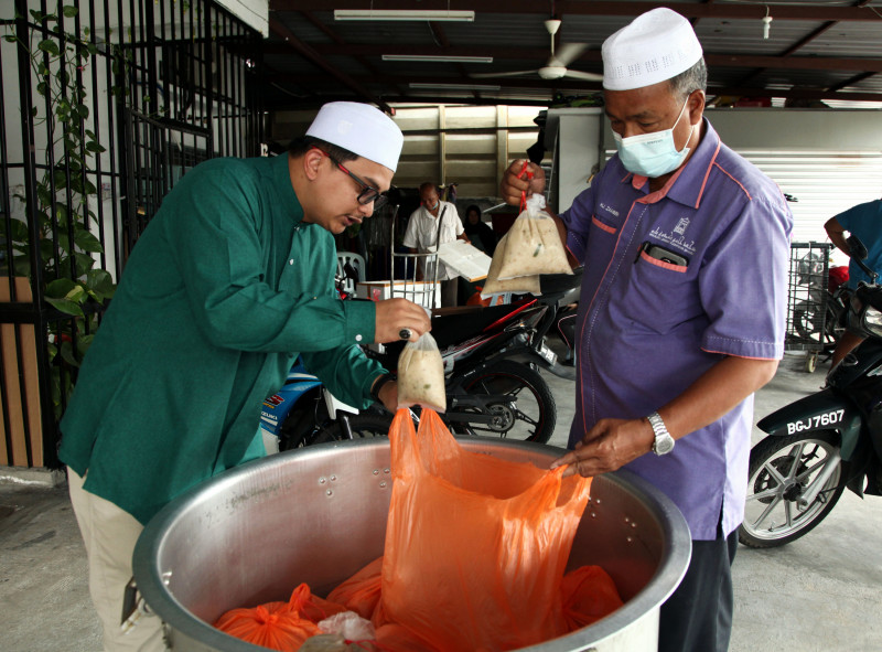 Kg Baru Bubur Lambuk Makes Tasty Return After Year Long Hiatus Malaysia The Vibes