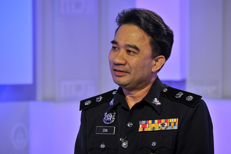 Mob attacks lorry driver who fatally ran over schoolgirl in Klang
