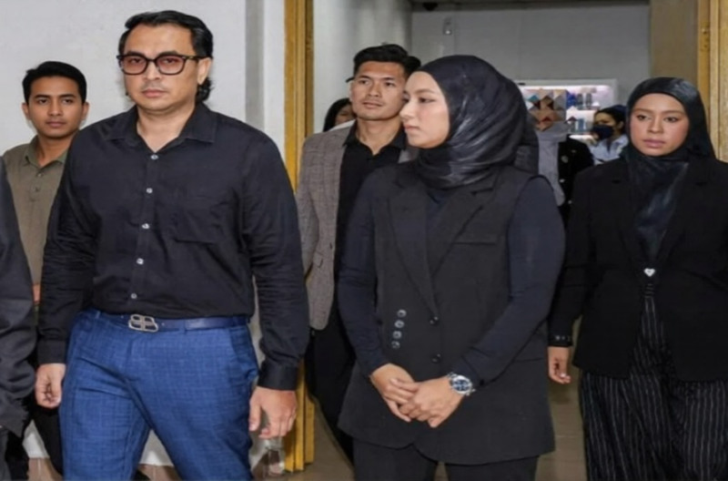 Two married couples charged with injuring maid