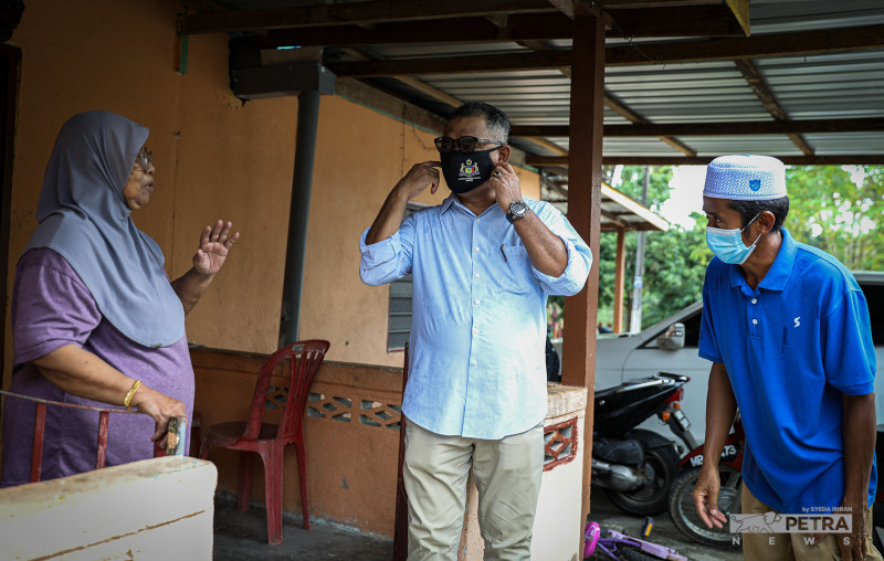 Can Asahan-born former CM Idris garner villagers’ support? 