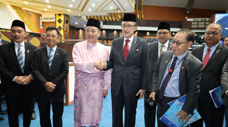Sabah tables RM6.421 billion budget for 2025 - its largest so far
