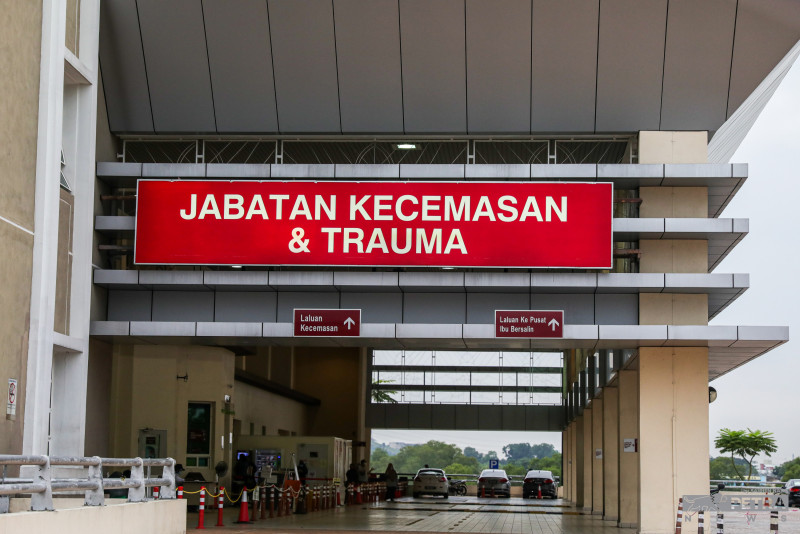 Chronic issues remain for health sector in Budget 2023 – Azrul Mohd Khalib 