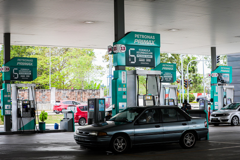 Majority of petrol-station workers M’sians, says association