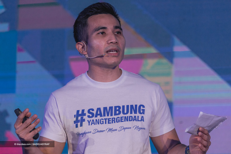 Guaranteed living wage scheme won’t hurt productivity: Shahril
