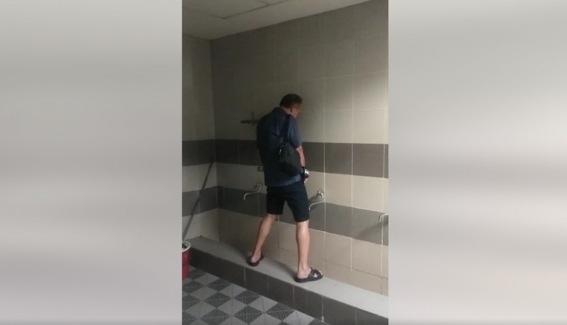 Another case of urinating in the wrong place at Johor Baru CIQ