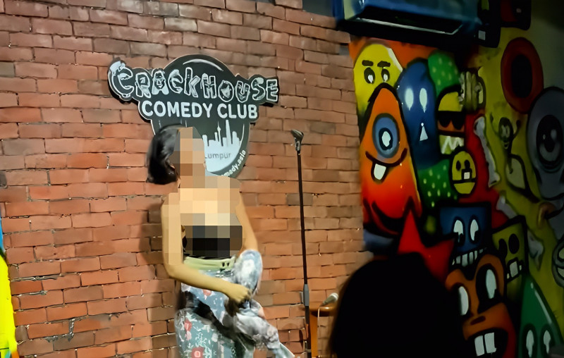 [UPDATED] Police detain woman accused of insulting Islam at comedy show