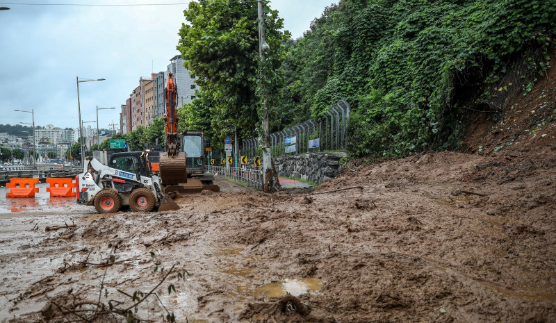 South Korea flooding death toll rises to nine