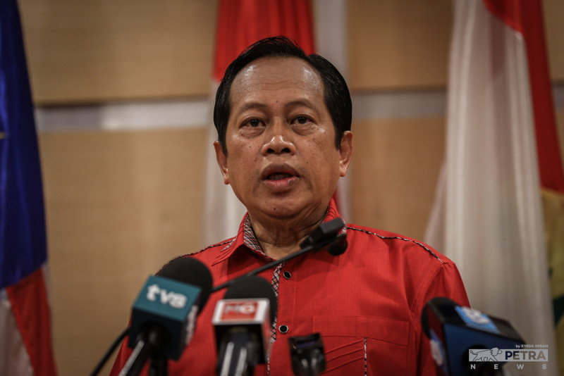 Impossible to achieve surplus budget in future: Ahmad Maslan