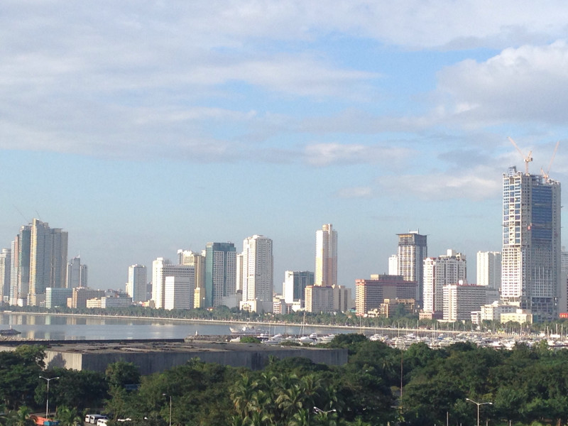 Philippine economy shrinks 11.5% in third quarter