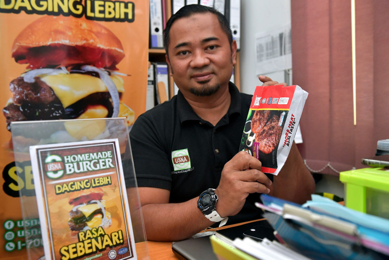Engineer ditches well-paying job for burger venture