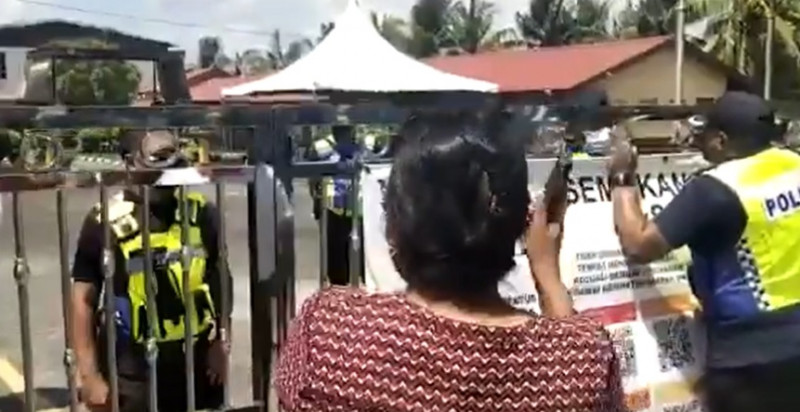 Johor polls: voter cries foul over early closure of polling station