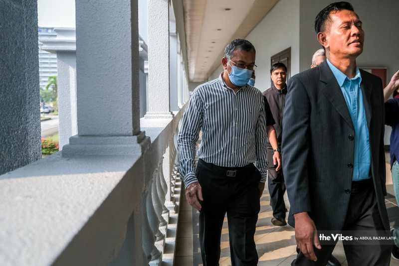 [UPDATED] Ex-Perlis MB hit with 5 more counts totalling over RM1 mil