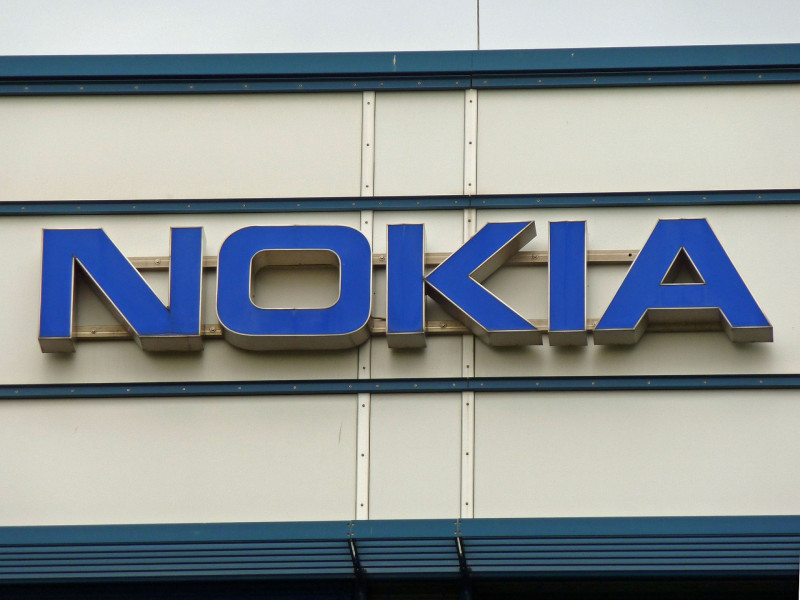Nokia boosts profitability but warns of tough 2021