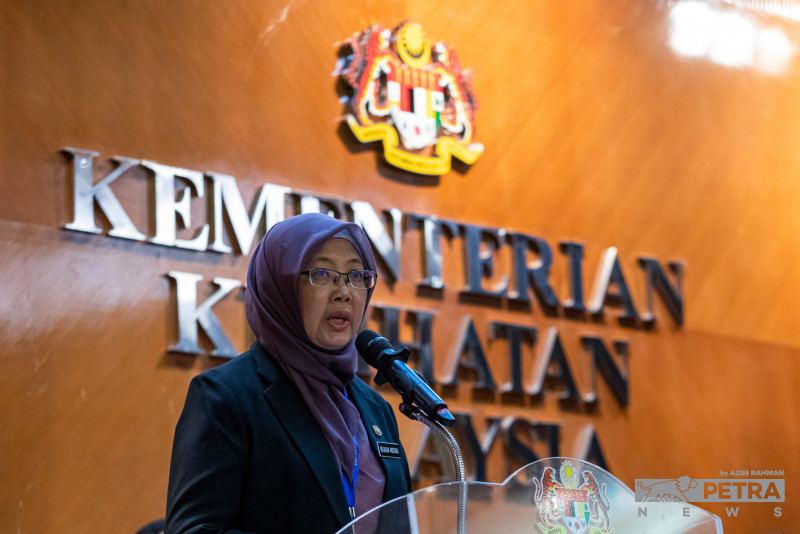 [UPDATED] Health minister to make available free sanitary pads in her office and beyond