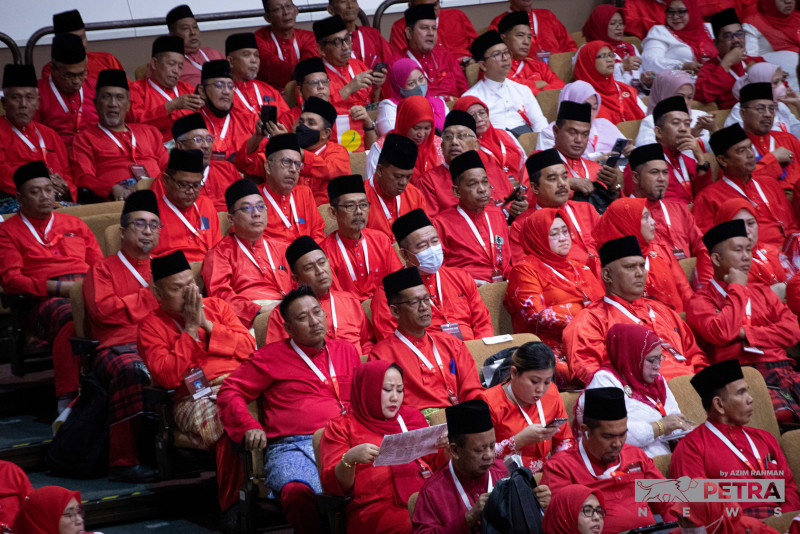 Umno no-contest motion: members file complaint with RoS for alleged breach of constitution