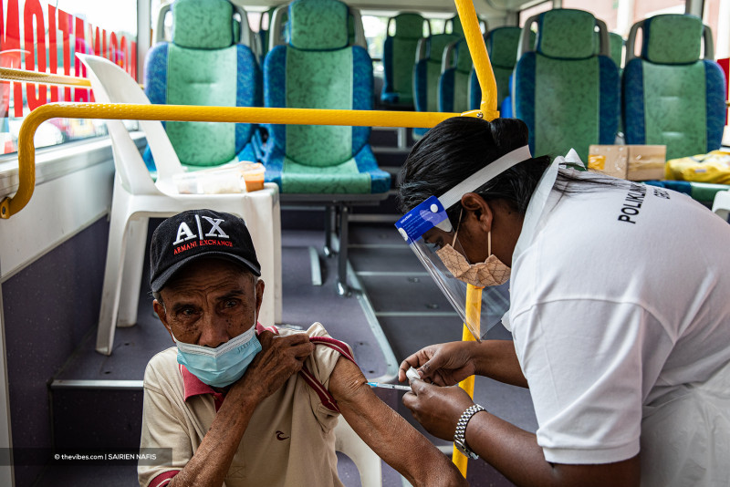 [UPDATED] M’sia logs 5,812 fresh Covid-19 cases, 32 imported, and 82 deaths