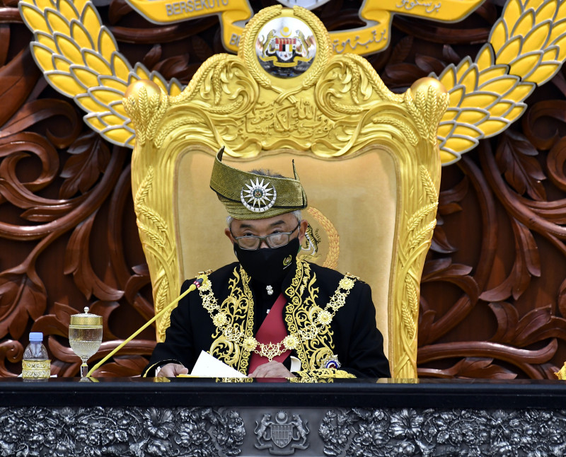 King urges House to uplift rakyat after letters of despair flood in