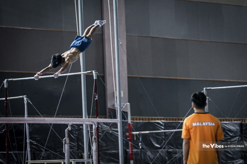 Cambodia SEA Games: tough moves ahead for national gymnasts