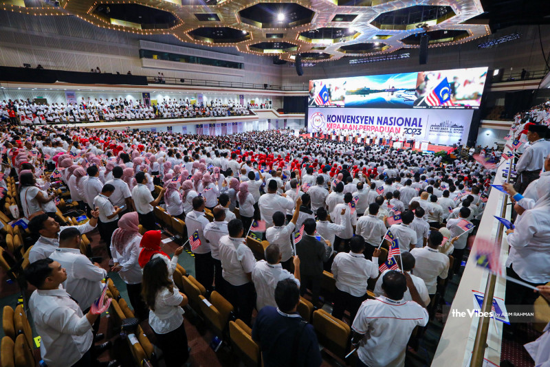 From foe to friends: Saifuddin leads convention attendees in unifying chant