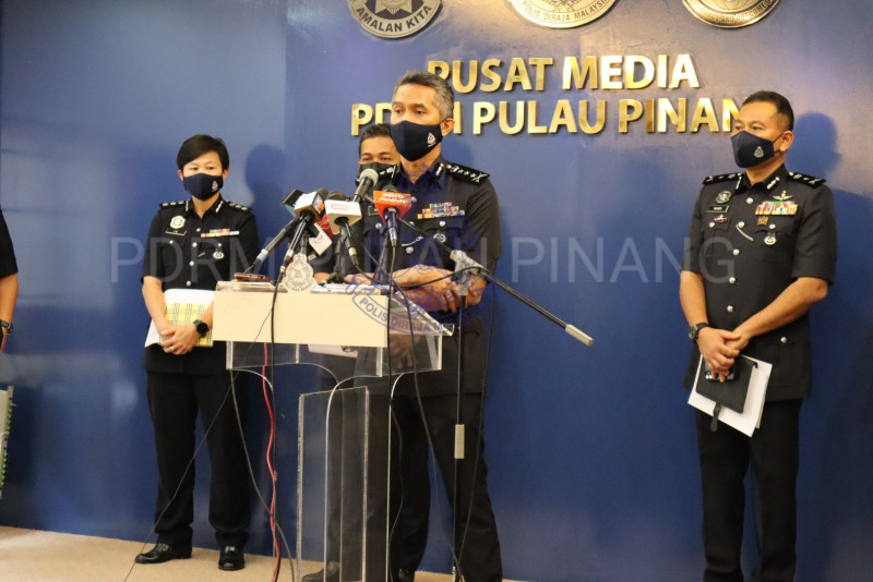 People can refuse police entry during raids, but... there’s a catch