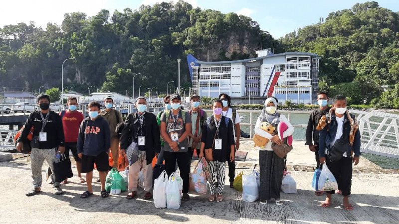 Philippine ship mishap victims thank Kinabatangan folk for food