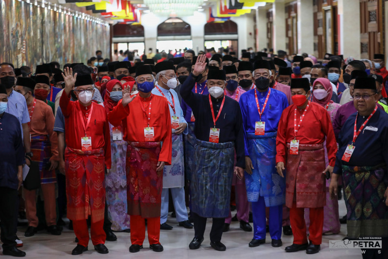 Umno amendment on party selection gets emphatic vote, Zahid denies ‘ploy’