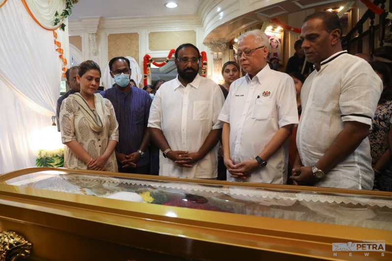 [UPDATED] PM pays tribute to Samy Vellu, highlights contributions to country
