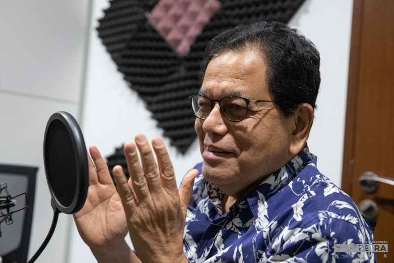 Halt rivalry, unite to survive, Johan Jaafar tells M’sian media