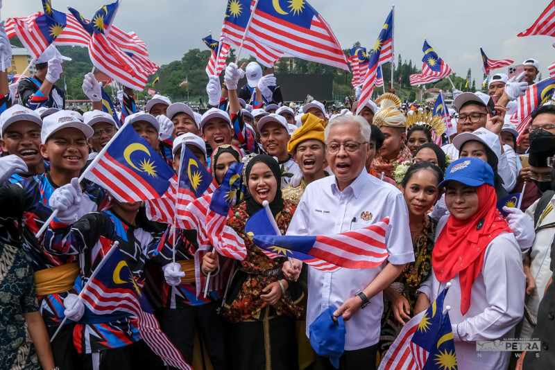 ‘Ismail Sabri govt’s youth initiatives relevant to students, entrepreneurs’