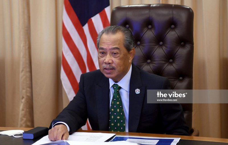 Muhyiddin set for awkward meeting with king today