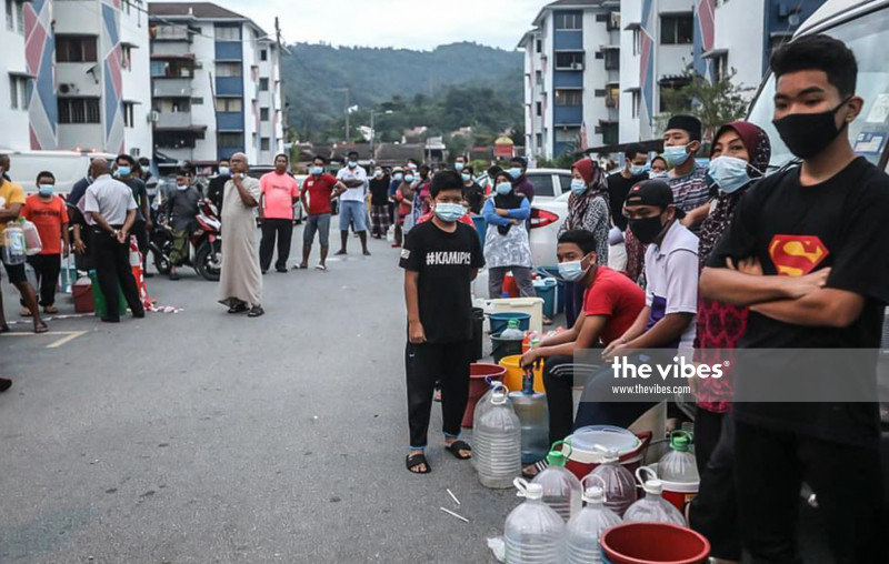 700 ready to sue over Selangor water supply disruptions