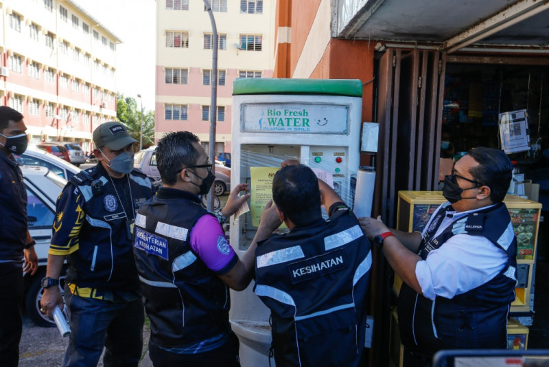 Penang Health Department declares war on illegal water dispenser syndicate