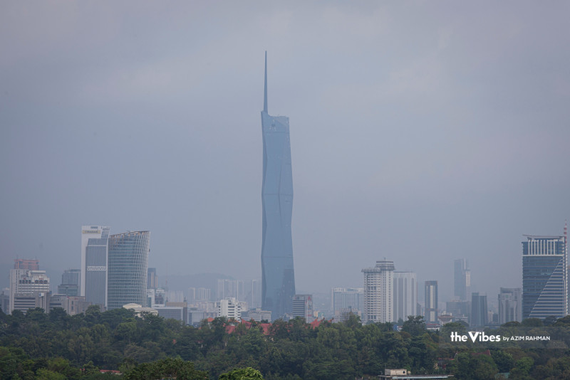 Haze spreads as 29 areas hit unhealthy air levels, raising health concerns