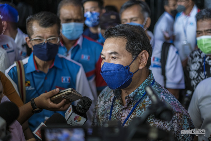 Rafizi dropped from PKR congress speakers’ lineup after listing ‘error’?