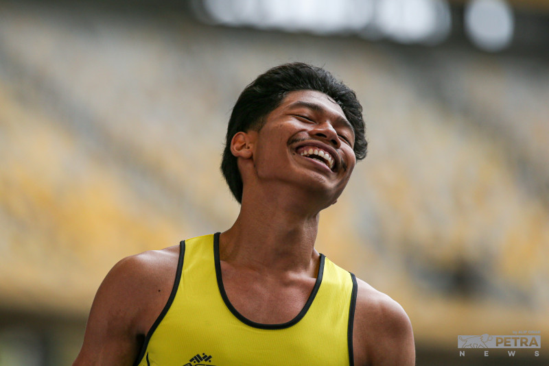 [UPDATED] Azeem cruises to gold in Sukma men’s 100m final