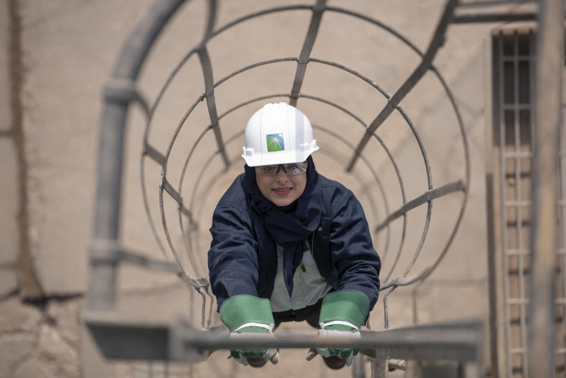 Energy titan Saudi Aramco sees 44.4% slide in 2020 profit