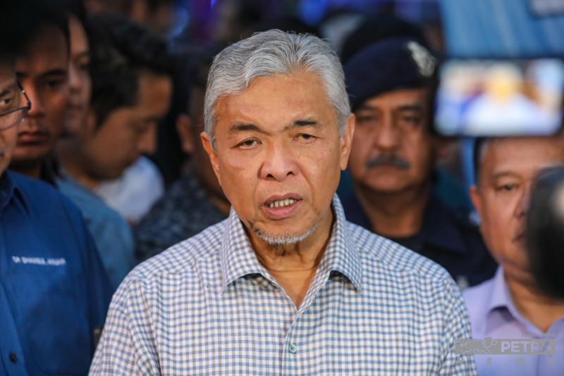 Zahid applies for permanent return of passport to carry out duties