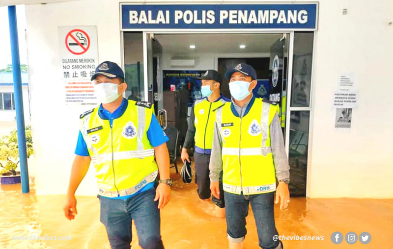 Penampang police HQ flooded after continuous rain