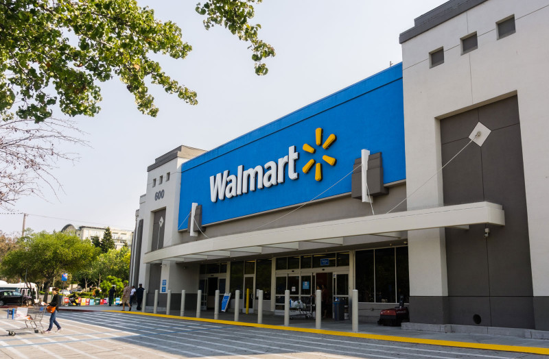 Walmart scores another strong quarter amid coronavirus upheaval