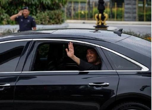 Onn Hafiz sworn in as Johor MB for second term after BN landslide victory