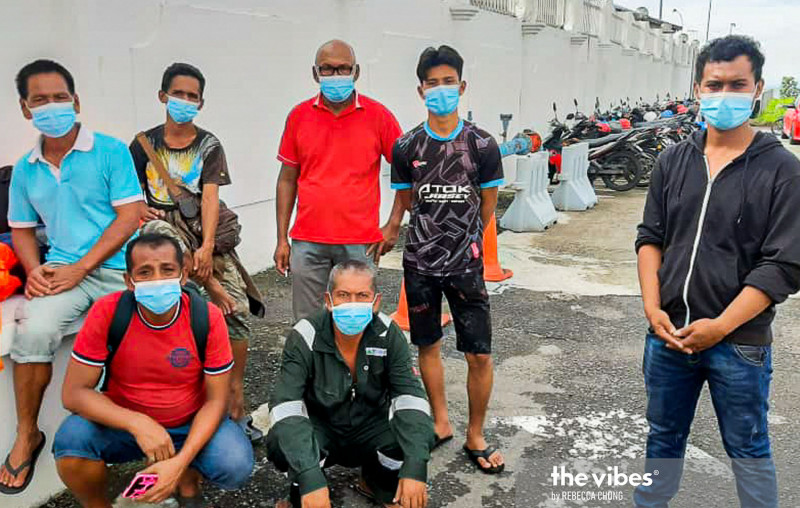7 grateful for navy rescue after cargo ship sinks off Sandakan