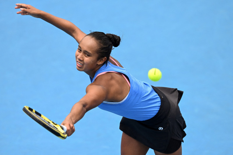 US Open finalist Fernandez dumped out in first round of Australian Open