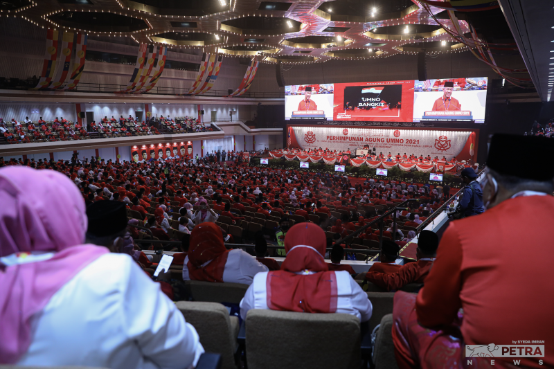 Johor skips Umno general assembly debates after MB fiasco