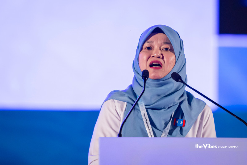 MoE now studying why students skipped SPM exams: Fadhlina