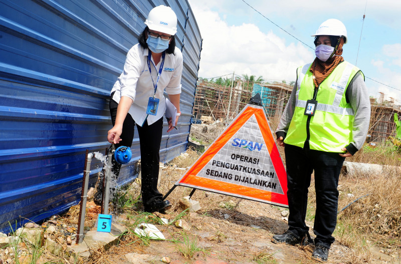 SPAN raids construction site over suspected water theft 