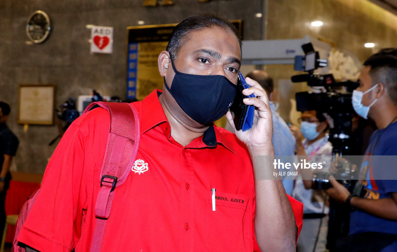 Court sets Feb 23 to rule on Azeez’s bid to strike out graft charges