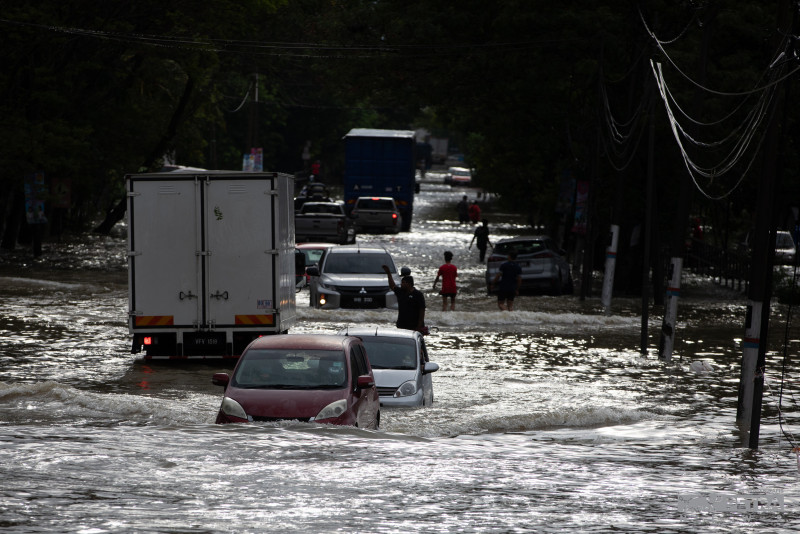 Extreme continuous downpour expected in KL, Perak, Pahang, Selangor: MetMalaysia